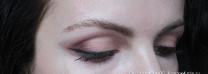 Маленький черный тандем. Estee Lauder Sumptuous Extreme Mascara и Estee Lauder Double Wear Stay-in-Place Eye Pencil.