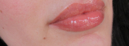 Fenty Beauty by Rihanna Gloss Bomb Fenty Glow