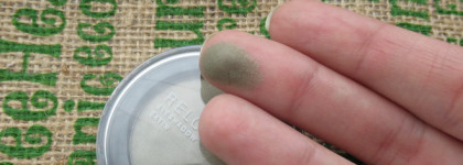 Красивый зеленый Relouis Pro Eyeshadow Satin 35 Green Tea