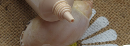 Эффект глазированной кожи. Elian Glow Explosion Liquid Highlighter