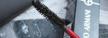 Коричневая тушь Giorgio Armani Black Ecstasy total effect intensity mascara в оттенке Wood 3