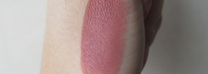 Шипастая снаружи, нежнейшая внутри. KVD Vegan Beauty Studded Kiss Creme Lipstick в оттенке Ludwig