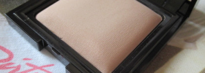Be my Baby! Сияющая пудра Laura Mercier Candleglow Sheer Perfecting Powder