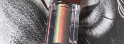 Natasha Denona Chromium Multichrome Liquid Eyeshadow в оттенке Dogbane