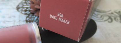 Почему пудровые помады на пике популярности? MAC Powder Kiss Liquid Lipcolour в оттенке 996 Date-Maker