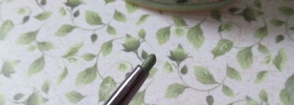 Зелье. Elian Russia Everlasting Kohl Eyeliner 06 Potion