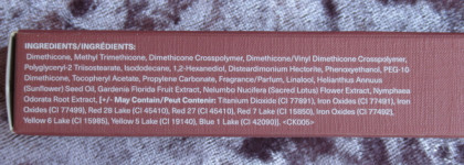 Пудровое напыление. Rare Beauty Lip Souffle Matte Lip Cream в оттенке Courage. Сравнение с NYX Soft Matte Lip Cream в оттенке Los Angeles