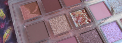 Huda Beauty Rose Quartz Eyeshadow Palette. До чего красива