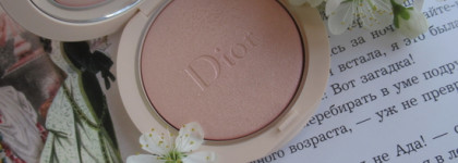 Глазированное покрытие? Dior Forever Couture Luminizer Intense Highlighting Powder Long Wear & Comfort в оттенке 02 Pink Glow