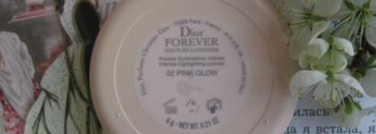 Глазированное покрытие? Dior Forever Couture Luminizer Intense Highlighting Powder Long Wear & Comfort в оттенке 02 Pink Glow