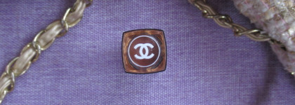 Любителям невесомых помад: Chanel Rouge Coco Flash Hydrating Vibrant Shine Lip Colour 54 Boy