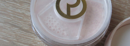 Пудра-невидимка. Rare Beauty Always an Optimist Soft Radiance Setting Powder в оттенке Light