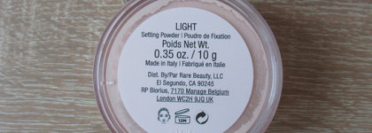 Пудра-невидимка. Rare Beauty Always an Optimist Soft Radiance Setting Powder в оттенке Light