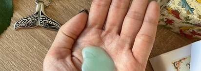 Шампунь, распутывающий очень сложные узлы. Avon Care Роскошное Увлажнение