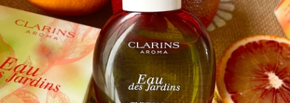 Целая корзина красных апельсинов. Серия Clarins Aroma Eau des Jardins