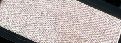 Отличный хайлайтер Make Up For Ever Artist Highlighter в оттенке H130 Wherever Pearl