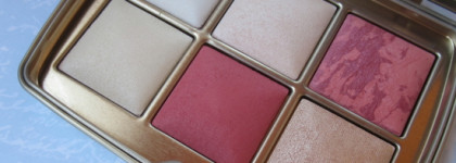 "Бабочки" для светлой кожи. Hourglass Ambient Lighting Edit Unlocked - Butterfly