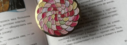 Guerlain Meteorites Light Revealing Pearls of Powder в оттенке 02 Cool / Rose