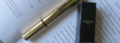 Розово-персиковый консилер Guerlain Precious Light в оттенке 00