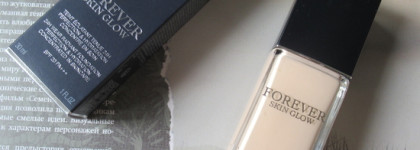 Dior Forever Skin Glow в оттенке 0N Neutral/Glow