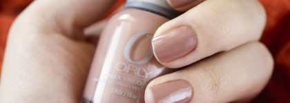 Кофе с молоком и кусочек шоколада - вкусное трио