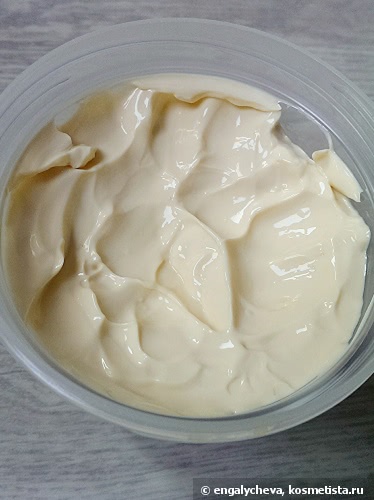 Восстанавливающий крем для тела Organic Shop Body Desserts Banana Milk Shake