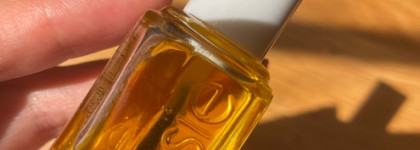 Секрет красивой кутикулы. Essie масло Apricot nail and cuticle oil для ногтей и кутикулы