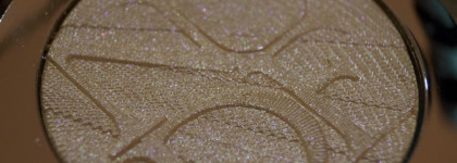 Как я влюбилась в первого взгляда или ода Diorskin Nude Air luminizer Glow Addict Holographic Sculpting Powder 002 Holo Gold