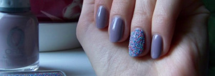 Идея маникюра с загадочным лаком Orly You`re blushing и декоративной икрой