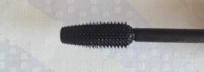 Осторожно! Тушь Maybelline The Rocket Volume Express в цвете very black