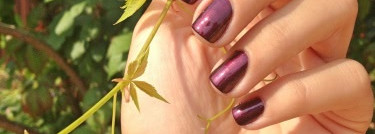 Первая проба Vinylux CND в оттенке "Dark Lava"