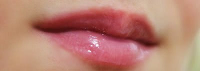 Lumene Wild Rose Volume Lip Gloss - Блеск для губ с эффектом объема №24