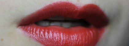 Моя старушка - Dior Rouge Dior Replenishing Lipcolor Lipstick #648 Rouge De Scene (Stage Red)