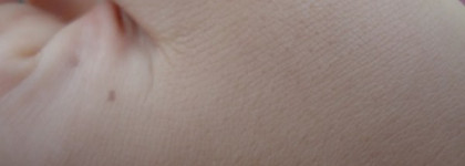 Мой проводник в мир бб - бб крем  SkinFood Good afternoon peach green tea BB Spf20 PA+ тон 2