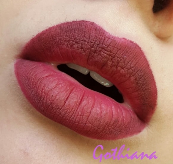 Изысканный бордо Australis Velourlips matte lip cream в оттенке Doo-Bai