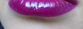 Фиолетовые губы с OCC Lip Tar в оттенке Black Dahila