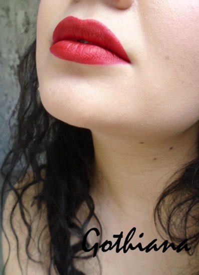 Цемент или не цемент? Lime Crime Velvetines liquid matte lipstick в оттенке Red Velvet