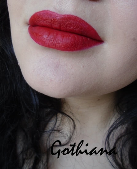 Цемент или не цемент? Lime Crime Velvetines liquid matte lipstick в оттенке Red Velvet