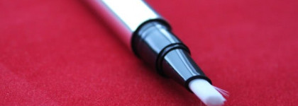 Ellis Faas Milky Lips в оттенке L201 Ellis Red - Серебряная пуля для бьюти-маньяков