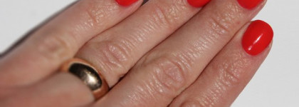 YSL La Laque Couture #4 Corail Colisee