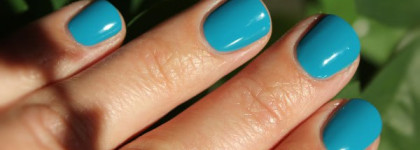 YSL La Laque Long Lasting Nail Laquer #137 Turquoise Utopique