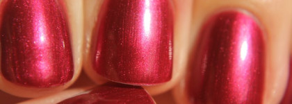 Chanel Le Vernis # 595 Rouge Moire