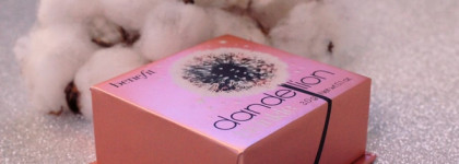 Высветляющая пудра-люминайзер Benefit Dandelion Twinkle