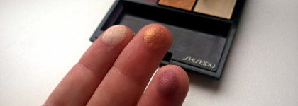 Shiseido Luminizing Satin Eye Color Trio в оттенке RD 299 (Beach Grass)