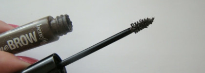 Как быстро привести в порядок брови - Гель для бровей Benefit "Gimme Brow" в оттенке "Medium/Deep"