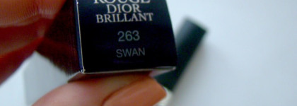 Новинка 2015 - Блеск для губ Dior Rouge Dior Brillant lipshine & care couture color #263 Swan