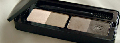 Чем я оформляю брови - тени от Guerlain, кисть от Zoeva, бесцветный гель от Anastasia Beverly Hills