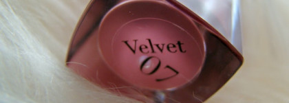 Помада-хамелеон - Жидкая губная помада Bourjois Rouge Edition Velvet Lipstick №07 Nude-ist