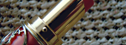 Коралл, который совсем не коралл - Yves Saint Laurent Rouge Volupte Shine Lipstick #15 Corail Intuitive