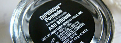 Наконец моя - водостойкая помада для бровей Anastasia Beverly Hills Dipbrow Pomade в оттенке Ash Brown и кисть для ее нанесения
